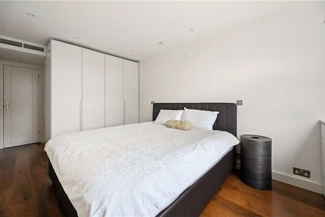 Nevern Square, London, SW5
