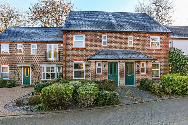 Twiss Square, Winchester, SO23