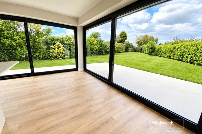 Dunlin Close, Dorset, BH23