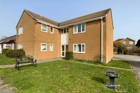 Blenheim Drive, Dorset, BH23