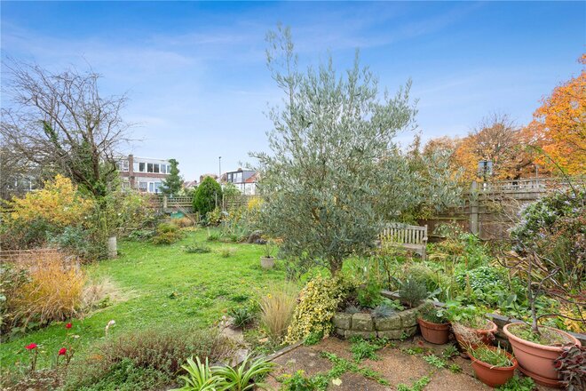 Melrose Road, London, SW18