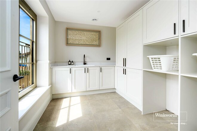 East Cliff Way, Christchurch, BH23
