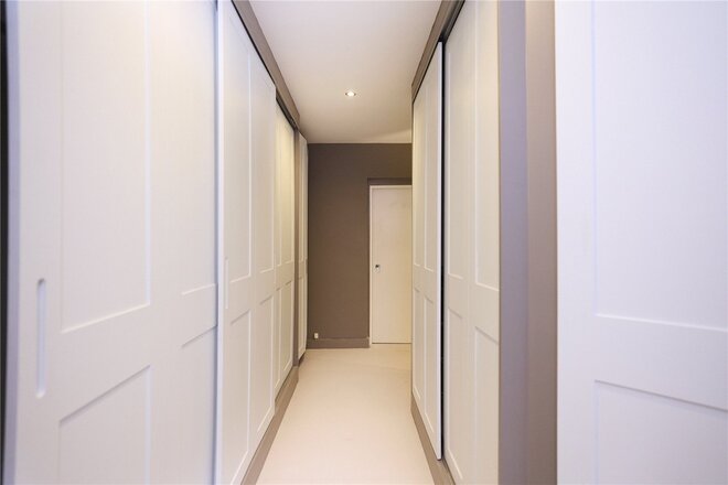 Strathearn Place, London, W2