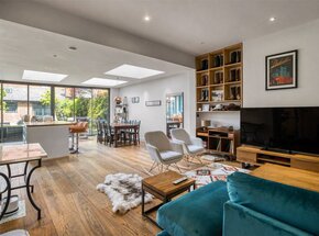 Cholmondeley Avenue, London, NW10