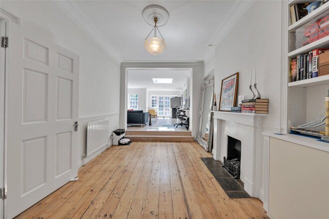 Ordnance Hill, London, NW8