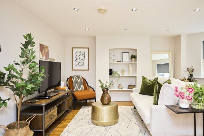 Mildenhall Road, London, E5