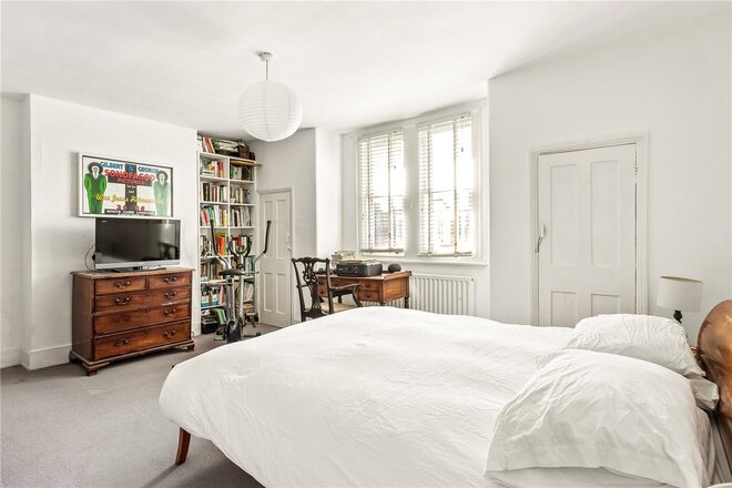 Carysfort Road, London, N16