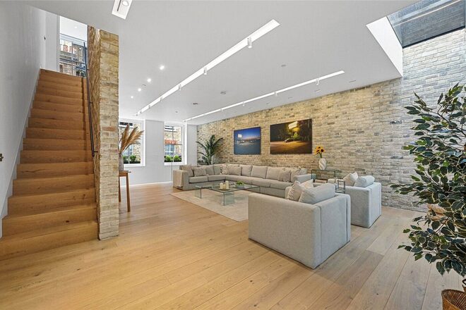 Bingham Place, London, W1U
