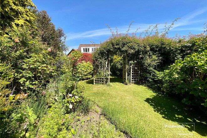 Island View Avenue, Dorset, BH23