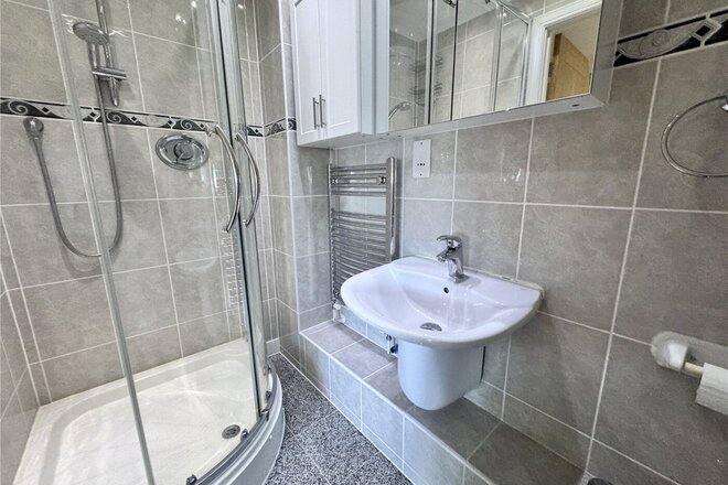 Alumhurst Road, Dorset, BH4