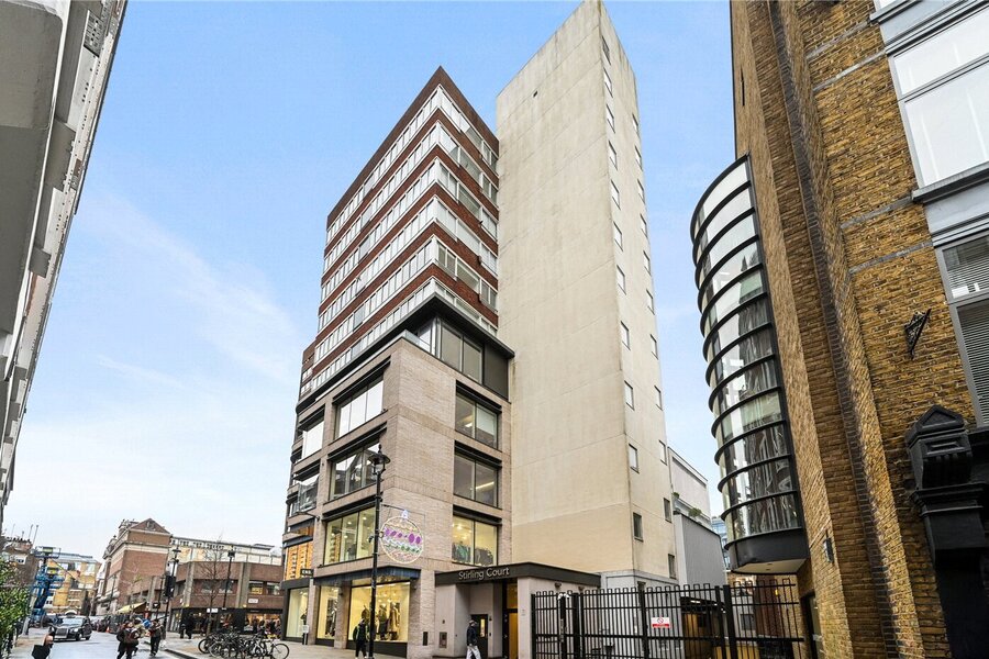 Stirling Court