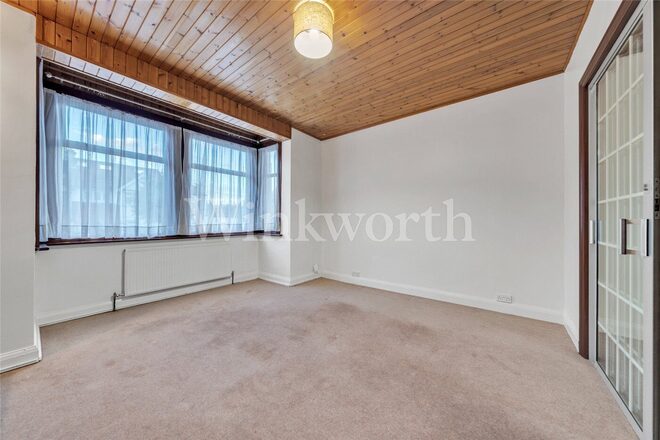 Montpelier Rise, London, NW11