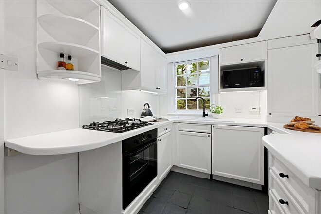 Uxbridge Street, Kensington, W8