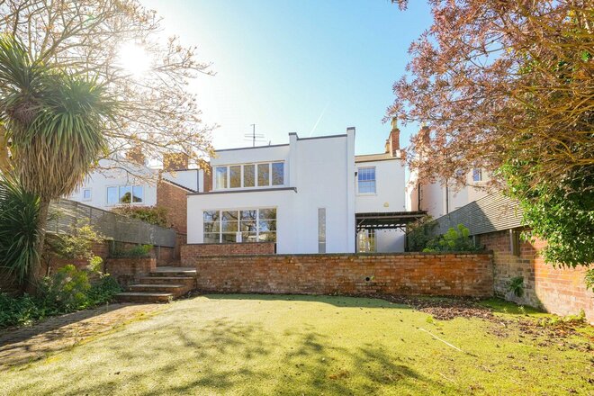 Leam Terrace, Warwickshire, CV31