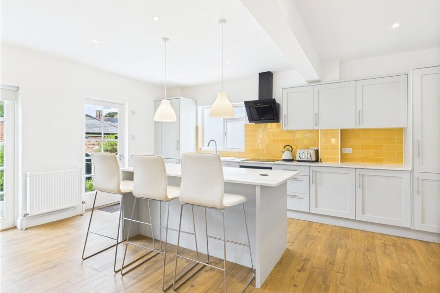 Kitchen To Windows