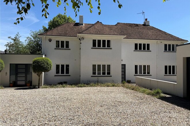 Chilbolton Avenue, Hampshire, SO22