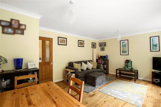 Harrow Down, Winchester, SO22