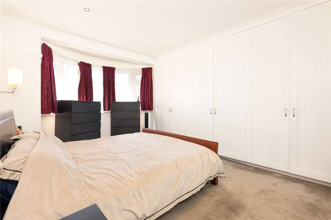 Viewfield Road, London, SW18