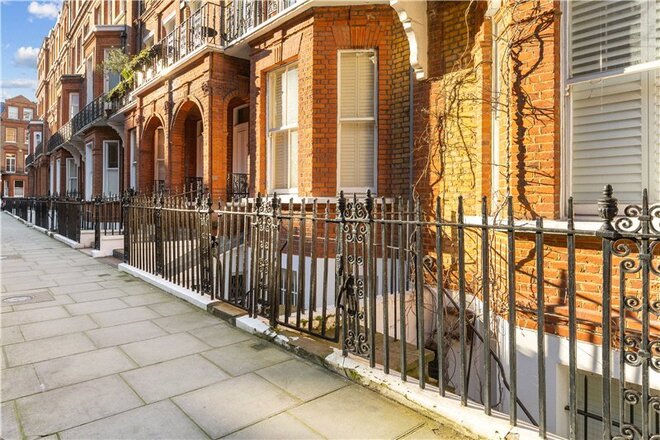 Brechin Place, South Kensington, SW7