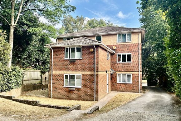 Surrey Road, Dorset, BH12