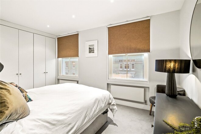 Dunworth Mews, London, W11