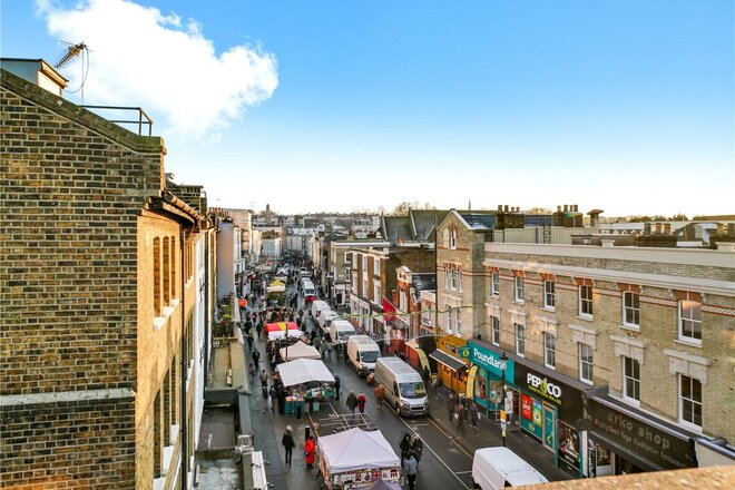Dunworth Mews, London, W11