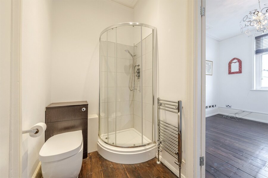 Shower To Dressing