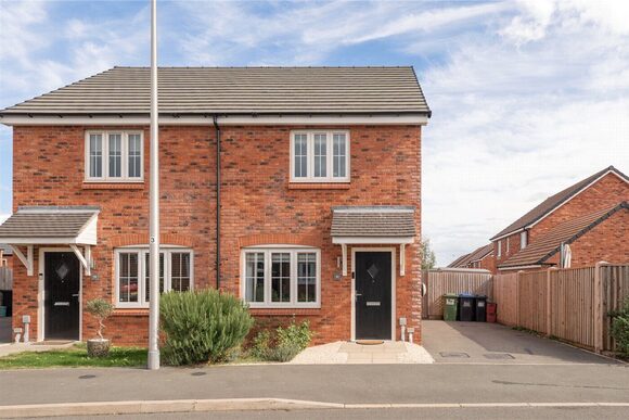 Phillips Way West, Warwick, CV35