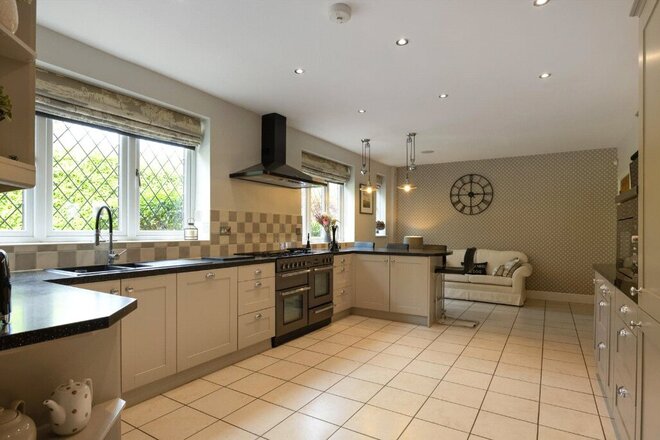 Moreton Paddox, Warwick, CV35