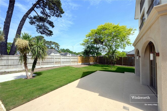 East Cliff Way, Christchurch, BH23