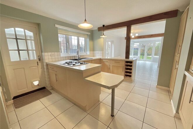 Hynesbury Road, Christchurch, BH23