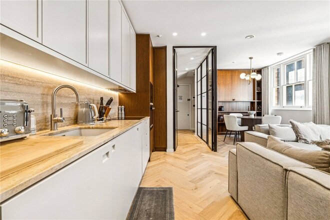 Stukeley Street, London, WC2B