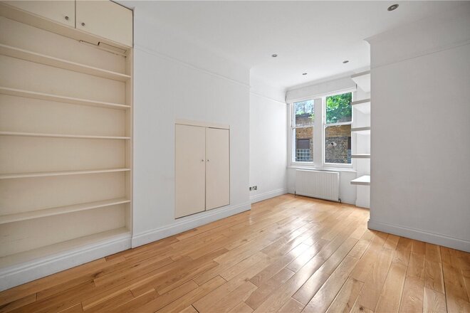 Iverna Court, Kensington, W8