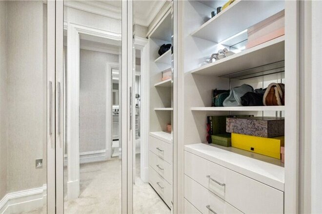 Easterby Villas, Barnes, SW13