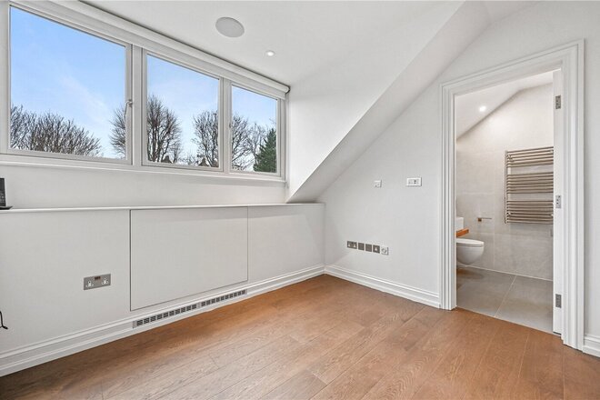 Addison Road, Kensington, W14
