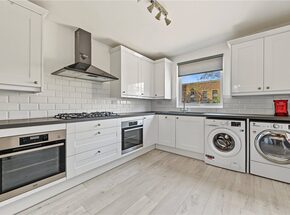 Kilburn Lane, London, W10