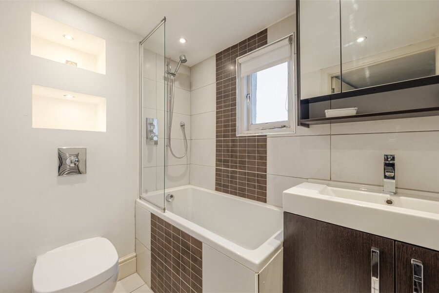 Top Shower Room