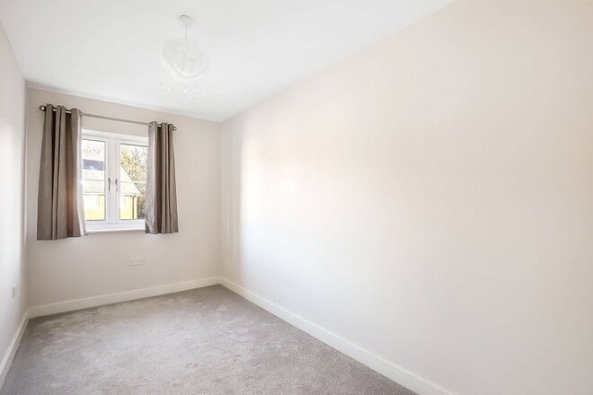 Highwood Avenue, Hampshire, SO50