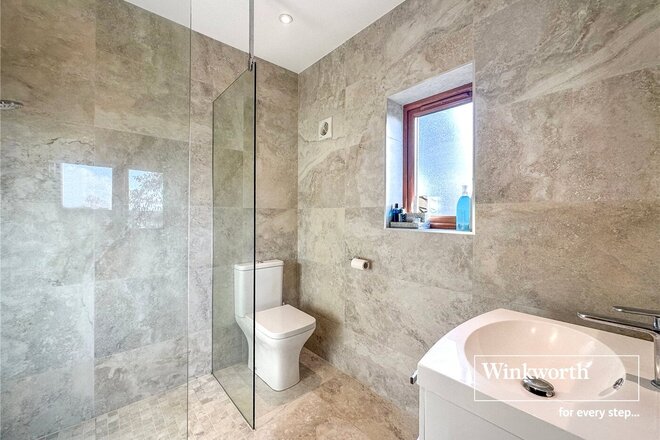 Highfield Road, Ferndown, BH22