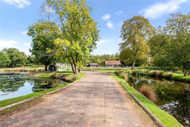 Mill Lane, Andover, SP11