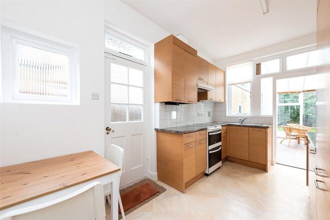 Trevelyan Gardens, London, NW10