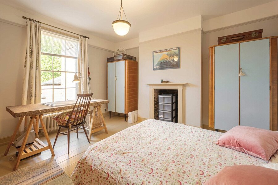 Bedroom 2 Full