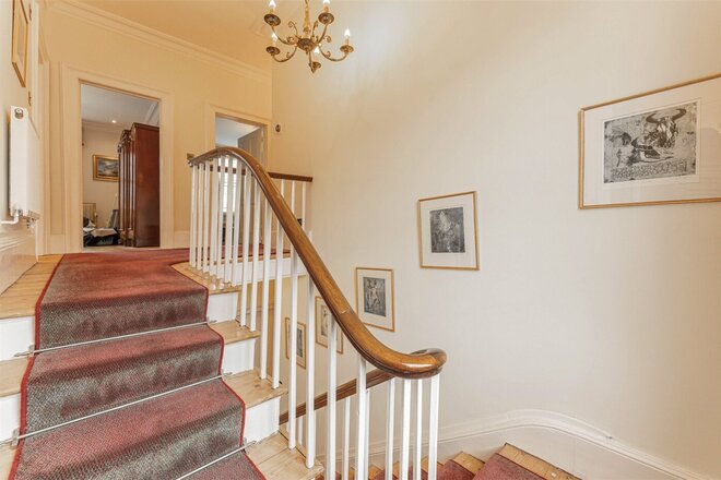 Lansdowne Circus, Warwickshire, CV32