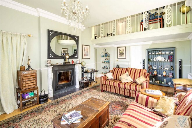 Salisbury Road, Christchurch, BH23