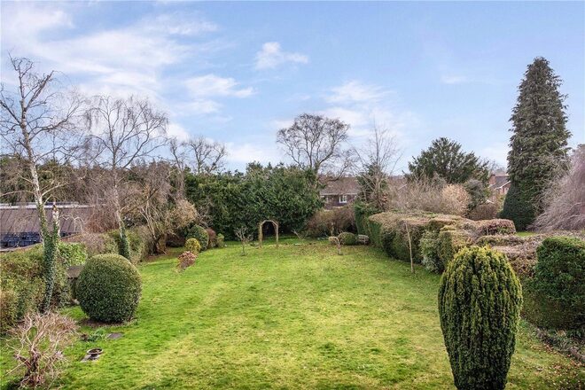 Harestock Road, Hampshire, SO22
