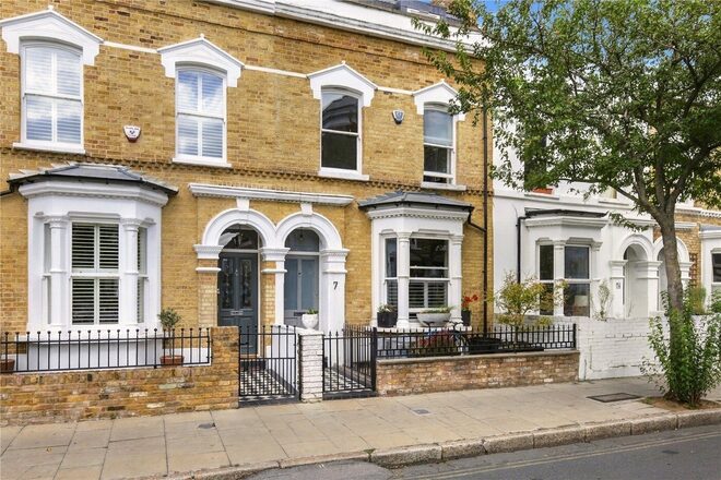 Kynaston Road, London, N16