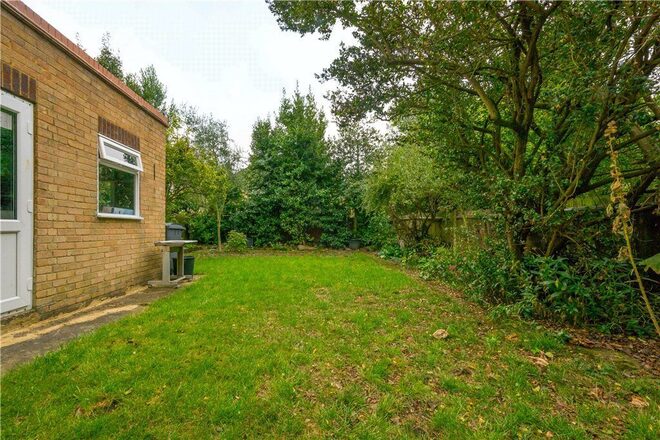Trevelyan Gardens, London, NW10