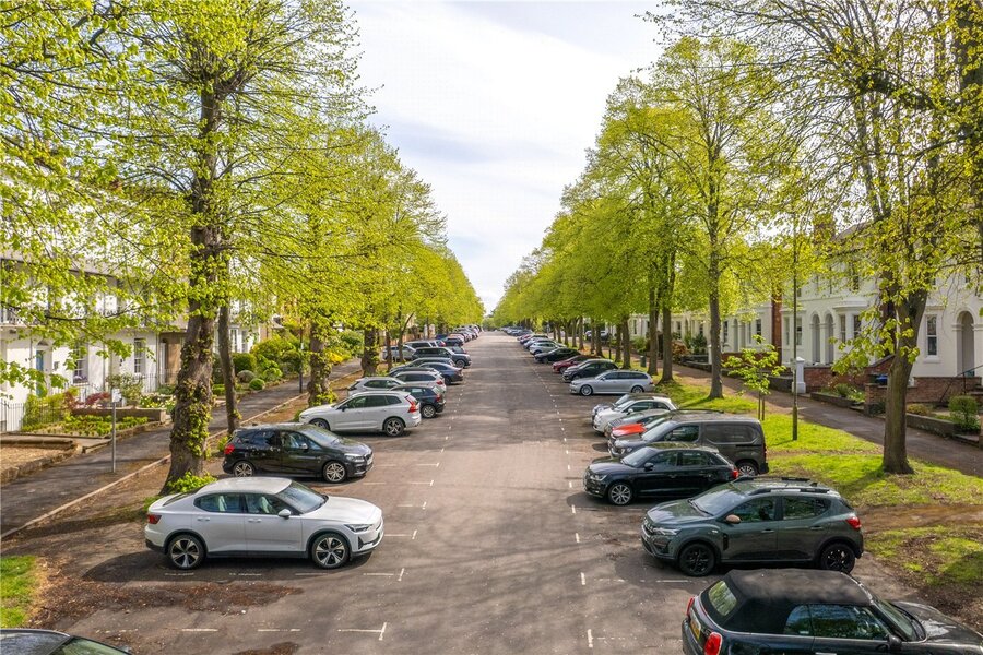 Binswood Avenue