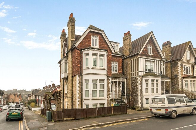 Gatestone Road, London, SE19