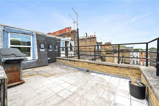 Nevern Square, London, SW5